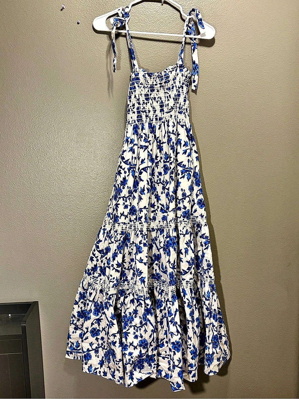 Tory Burch Womens Smocked Tie Shoulder Tiered Floral Maxi Dress Blue White XS